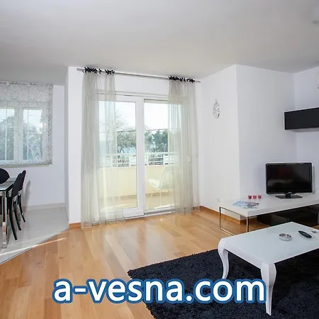 Luxury Vesna